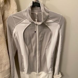 Women’s lulu lemon jacket